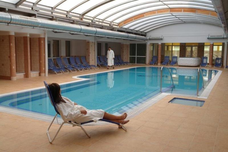 Ta'Karos Apartman Zalakaros Extérieur photo